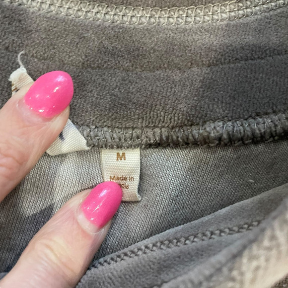 Soft‎ Surroundings Velour Sweatshirt Tunic Pullover Taupe Women Medium Soft Cozy - Picture 7 of 10